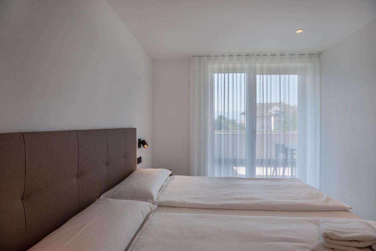 Apartments Curti - Waldgruen Laives Kültér fotó